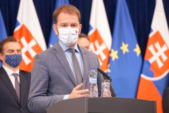 National Pandemic Alarm: Vláda bojuje úspešne s vírusom, Čaputová a Matovič si vedú najlepšie