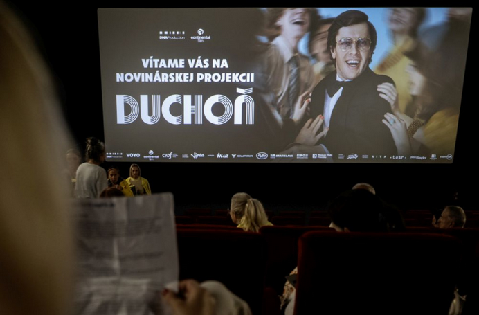 Film Duchoň prezradí aj to, že spevácky talent nepočul na jedno ucho