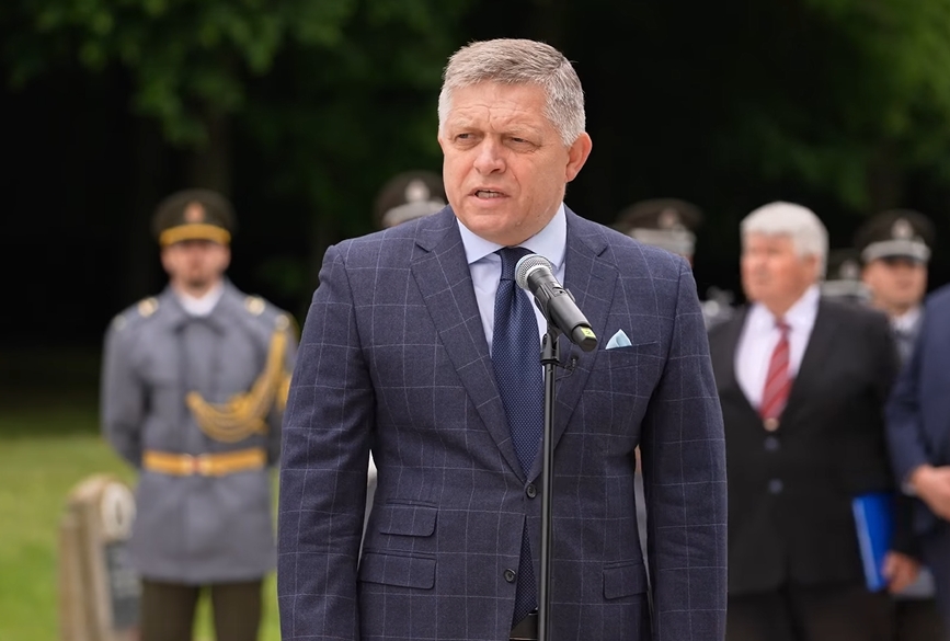 Robert Fico vyhlásil, že existuje obrovský záujem znovu postaviť železnú oponu