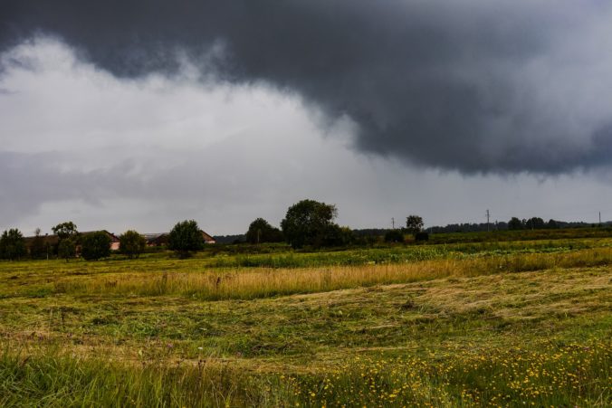 SPF posiela farmárom dodatky o zvyšovaní nájomného za poľnohospodársku pôdu, tvrdí Takáč