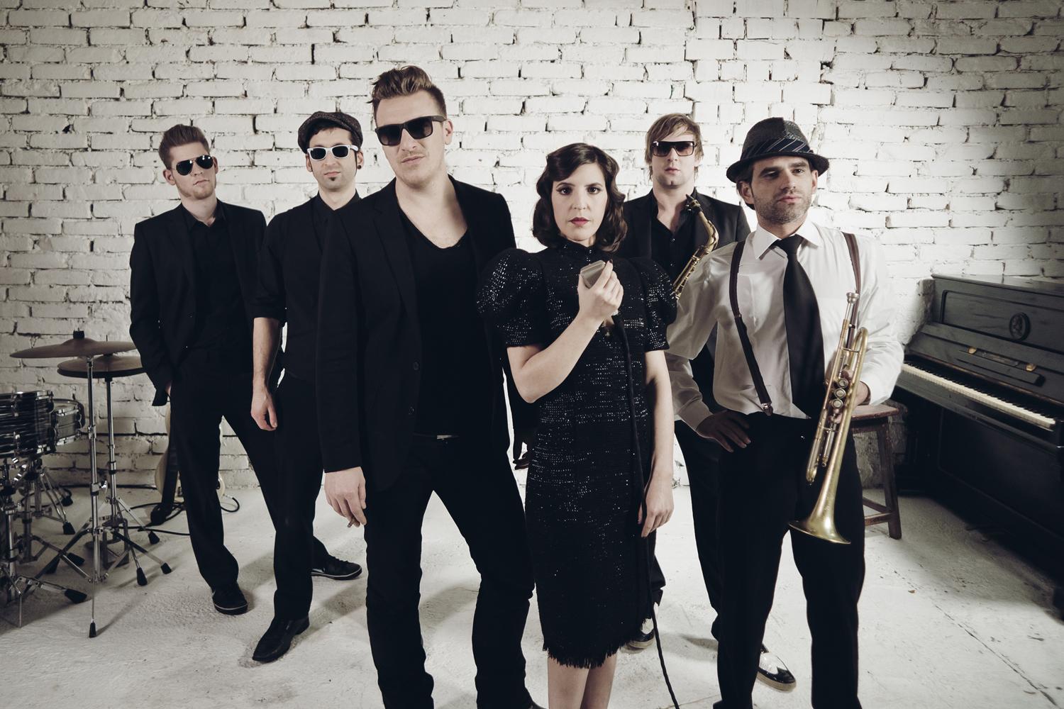 Skupina Parov Stelar Band sa v novembri vráti do Bratislavy