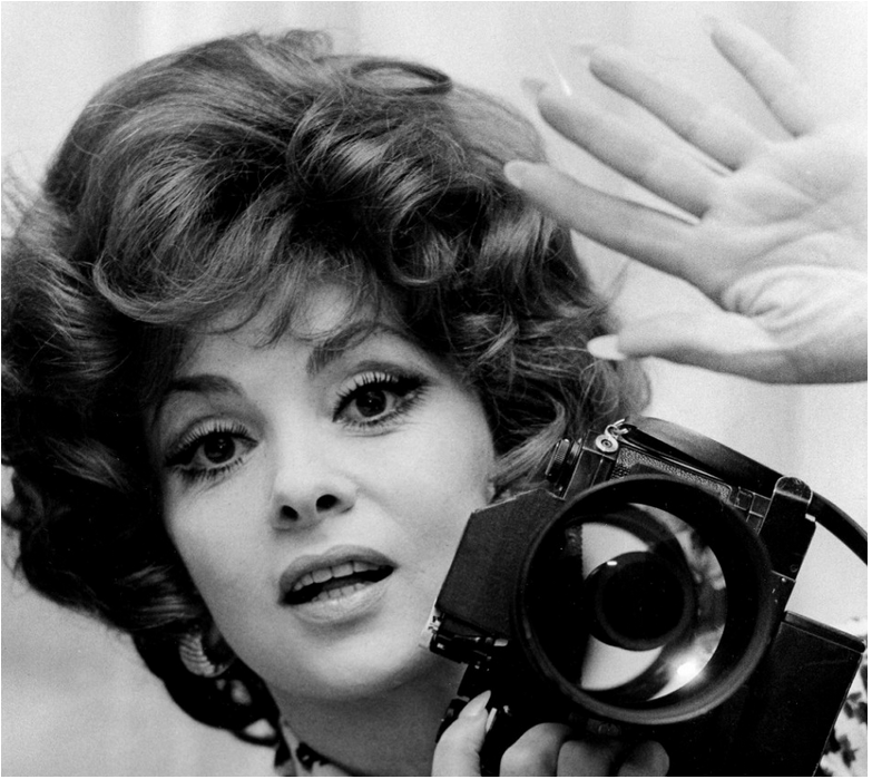 Zomrela legendárna talianska herečka Gina Lollobrigida