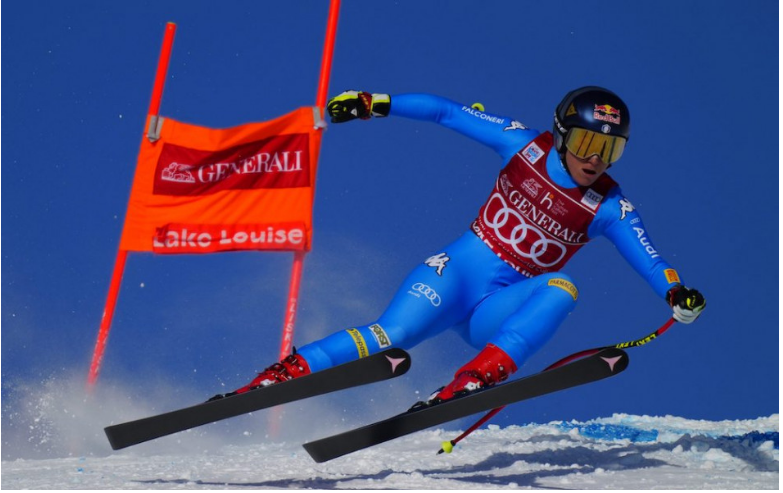 Talianska lyžiarka Goggiová utrpela fraktúru holennej kosti, ZOH chce však stihnúť