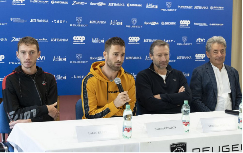 Gombos dvojkou turnaja PSO, zabojuje o miestenku na Australian Open