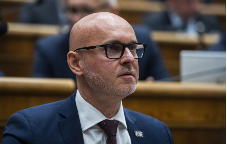 Gröhling hovorí o hanbe pri nomináciách na ministrov
