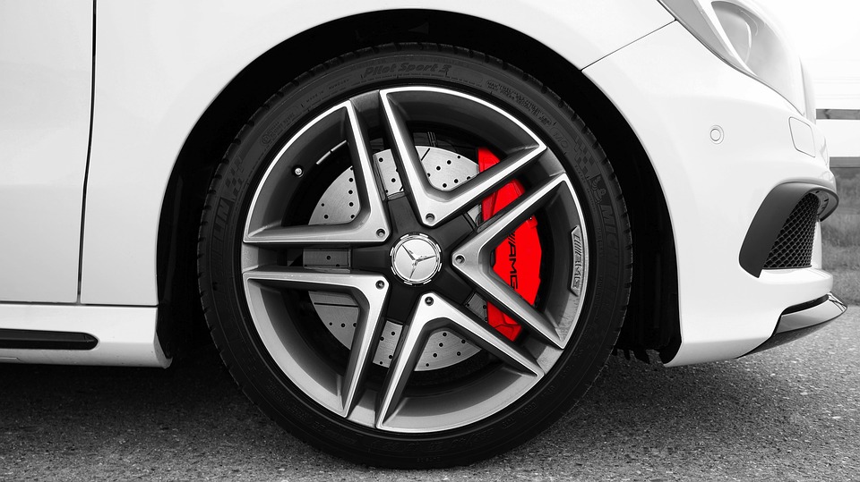 Kedy prezuť auto na zimné pneumatiky?