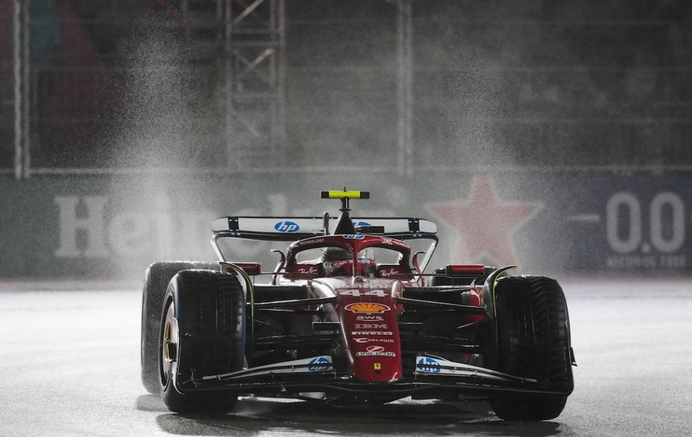 F1: Hamilton skončil prvýkrát v kariére v kvalifikácii posledný