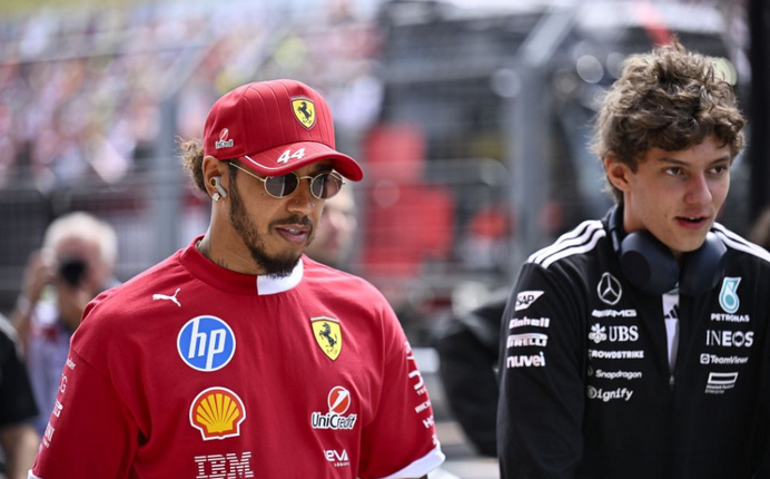 TVRDÉ SLOVÁ: Hamilton by mal podľa Ecclestona zvážiť koniec kariéry
