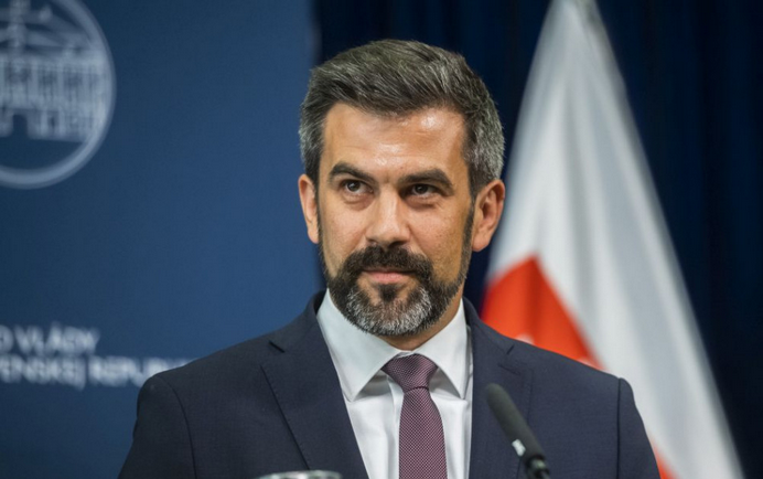 Úrad podpredsedu vlády (ÚPPV) SR Petra Kmeca podáva trestné oznámenie na Progresívne Slovensko (PS)