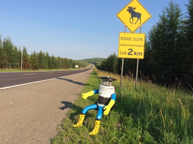 Robot hitchBOT