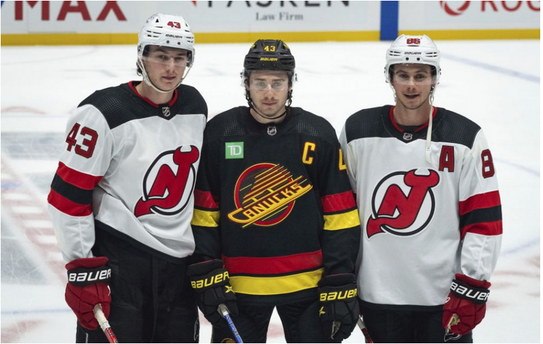 Bratia Hughesovci v NHL takmer napodobnili Šťastných