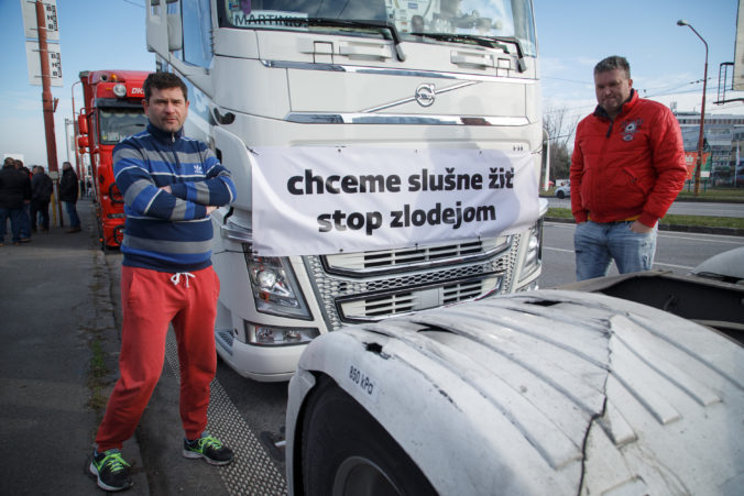Štrajk kamionistov v Bratislave