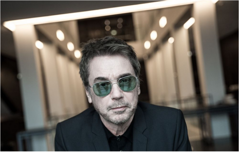 Klávesový kúzelník Jean-Michel Jarre oslávi 75 narodeniny