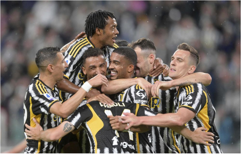 UEFA vylúčila Juventus z EKL, udelila mu pokutu 10 miliónov eur
