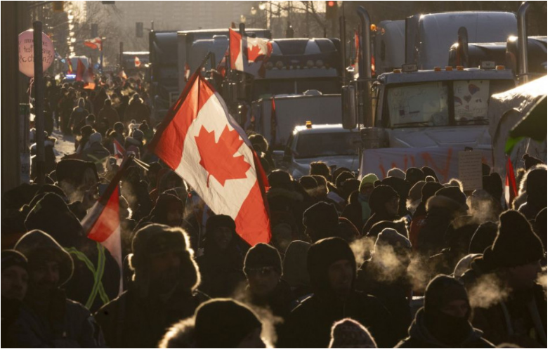 Tisíce ľudí v Kanade protestovali proti očkovaniu, opatreniam a vláde