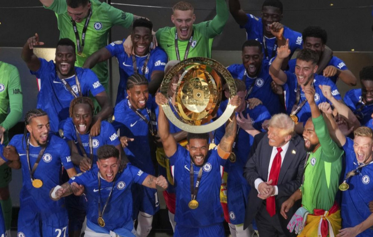 MS-klubov 2025: Chelsea zdolala vo finále Paríž Saint-Germain 3:0
