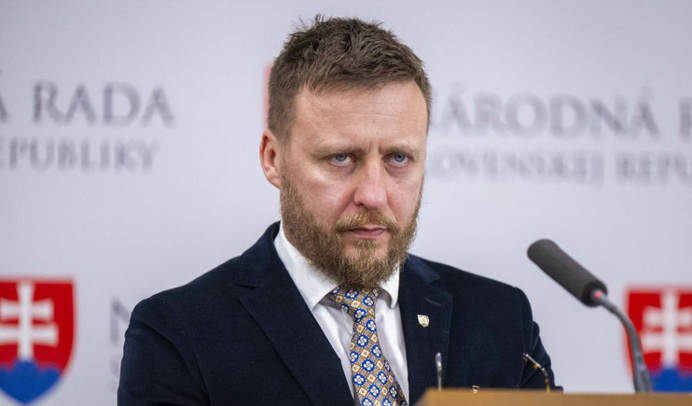 Opozícia reaguje na výsledky analýzy SAV o vakcinách