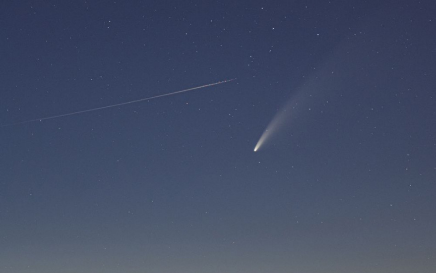 Výnimočná chvíľa:S kométou NEOWISE uvidíte aj planéty Slnečnej sústavy