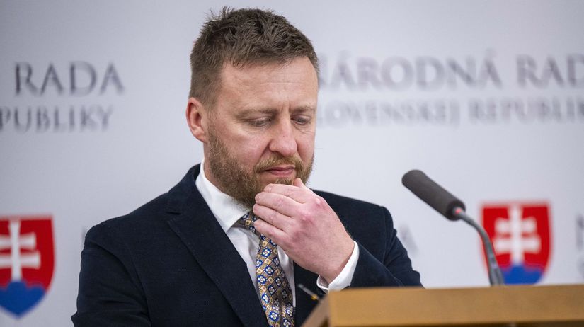 Vládny splnomocnenec Peter Kotlár čelí trestnému stíhaniu pre podozrenie zo šírenia poplašnej správy