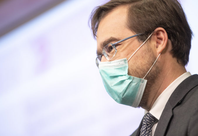 Minister Krajčí reagoval na fámu o nedostupnosti liečby pre detských pacientov v NÚDCH