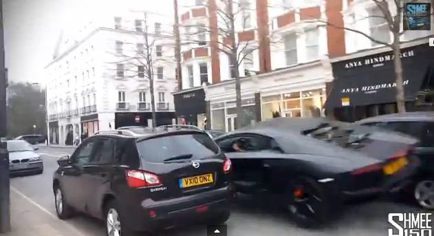 Video: Lietajúce Lamborghini v centre Londýna
