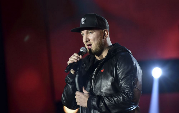 Lukáš Adamec štartuje Všade doma Tour 2025