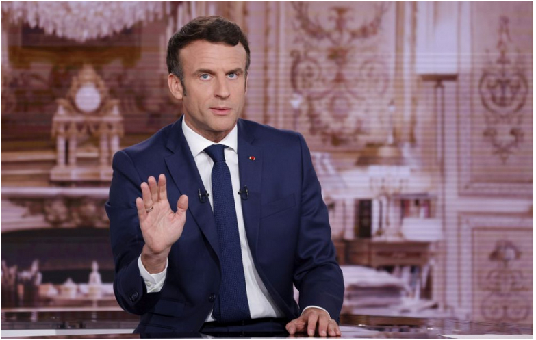 Macron je podľa prieskumov víťazom francúzskych prezidentských volieb