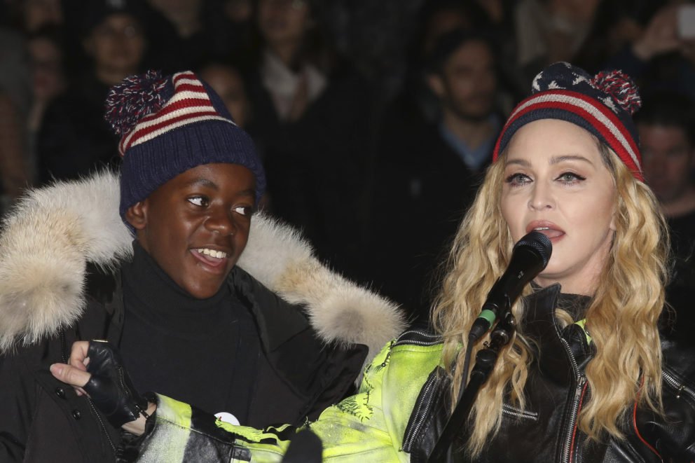 Madonna priznala chybu vo výchove detí