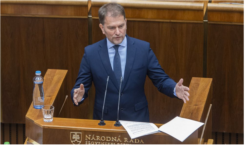 Hlasovanie o odvolaní Igora Matoviča preložili na utorok po tom, čo v parlamente skolaboval Ján Kerekréti z OĽaNO.