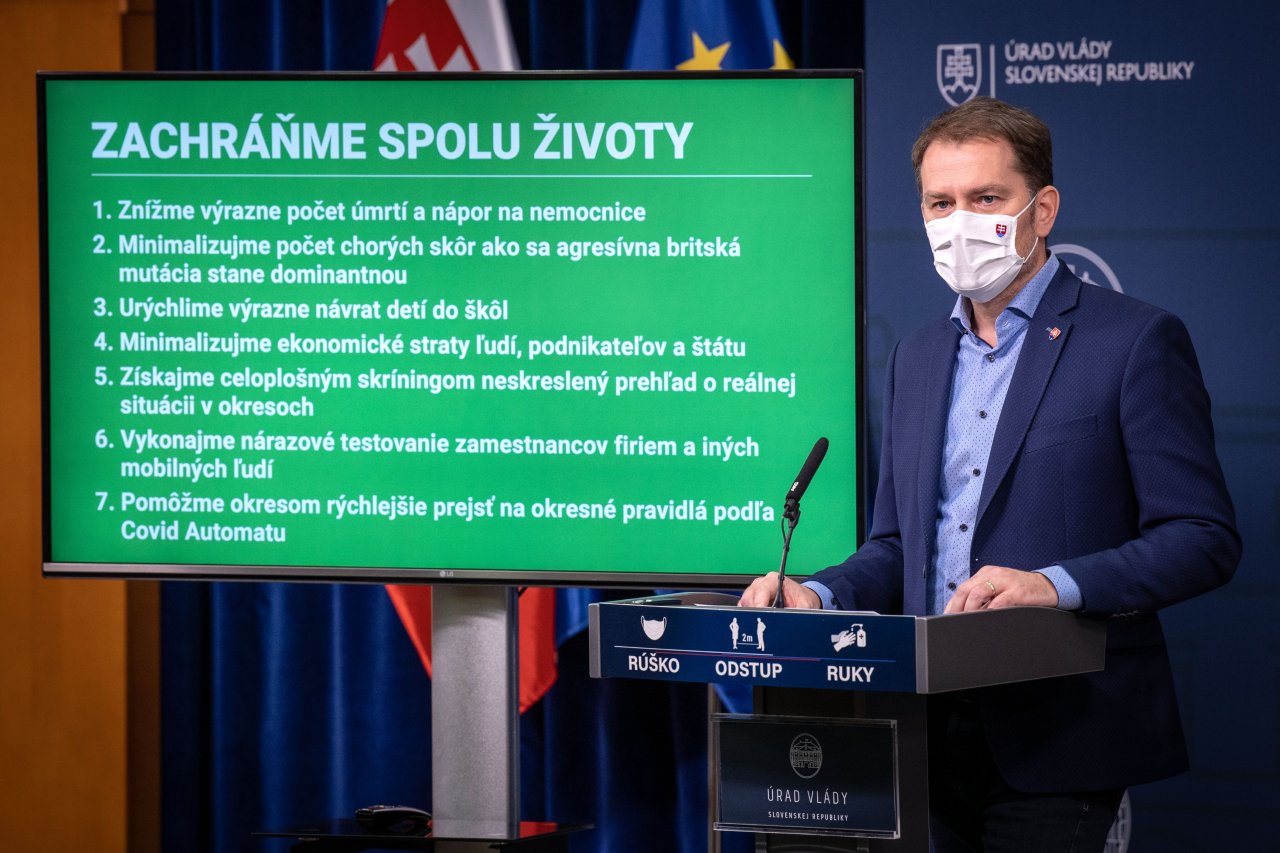 Vláda rozhodla: Lockdown sa spojí s jednorazovým celoslovenským testovaním. Zákaz vychádzania sa predlžuje do 7. februára.