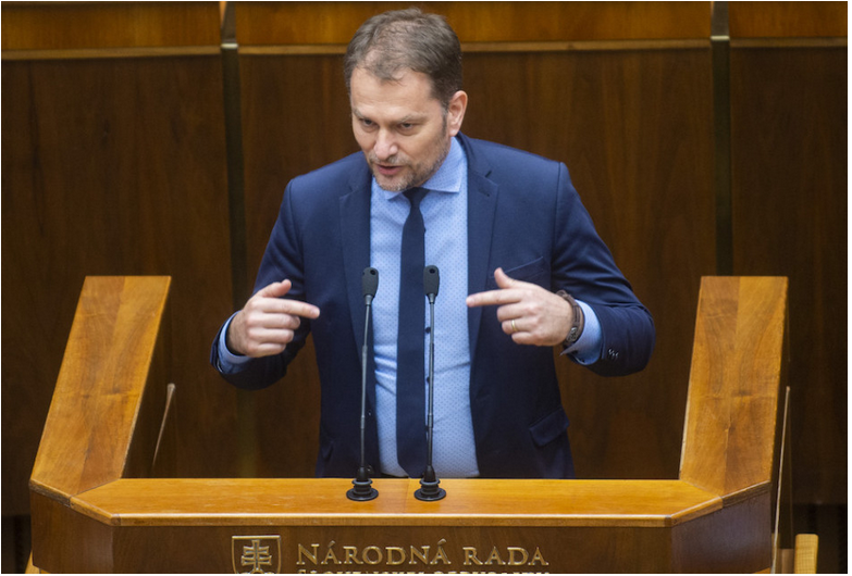 Parlament schválil Matovičovu protiinflačnú pomoc. Návrhy prešli s hlasmi kotlebovcov