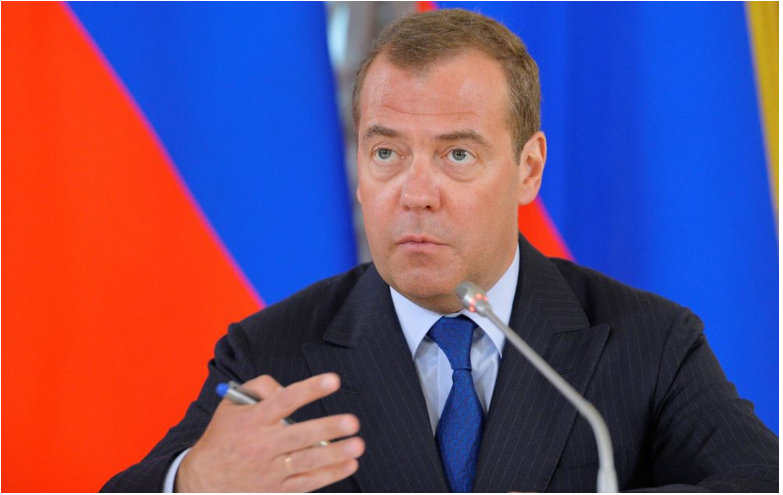 Medvedev: Moskva zruší obilninovú dohodu, ak G7 zakáže vývoz do Ruska