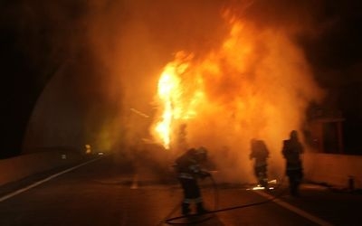 Požiar českého autobusu na rakúskej diaľnici