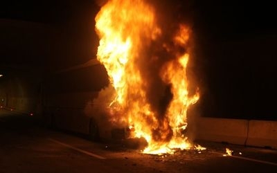 Požiar českého autobusu na rakúskej diaľnici