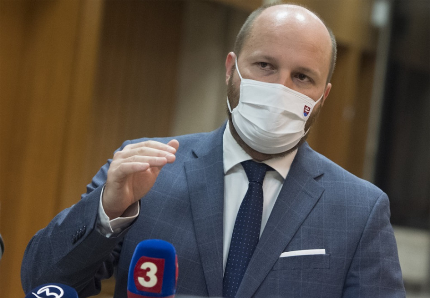 Minister obrany Jaroslav Naď sa stretol s primátormi Banskej Bystrice, Zvolena a Sliača