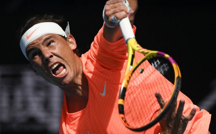 Nadal nebude pre problémy s rebrom štartovať na turnaji v Barcelone