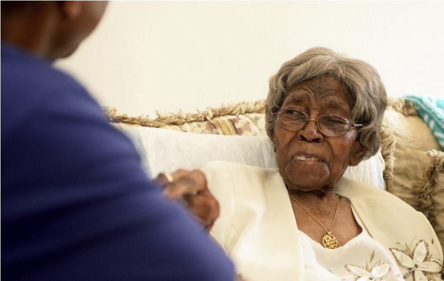 Zomrela najstaršia Američanka, zanechala 288 potomkov