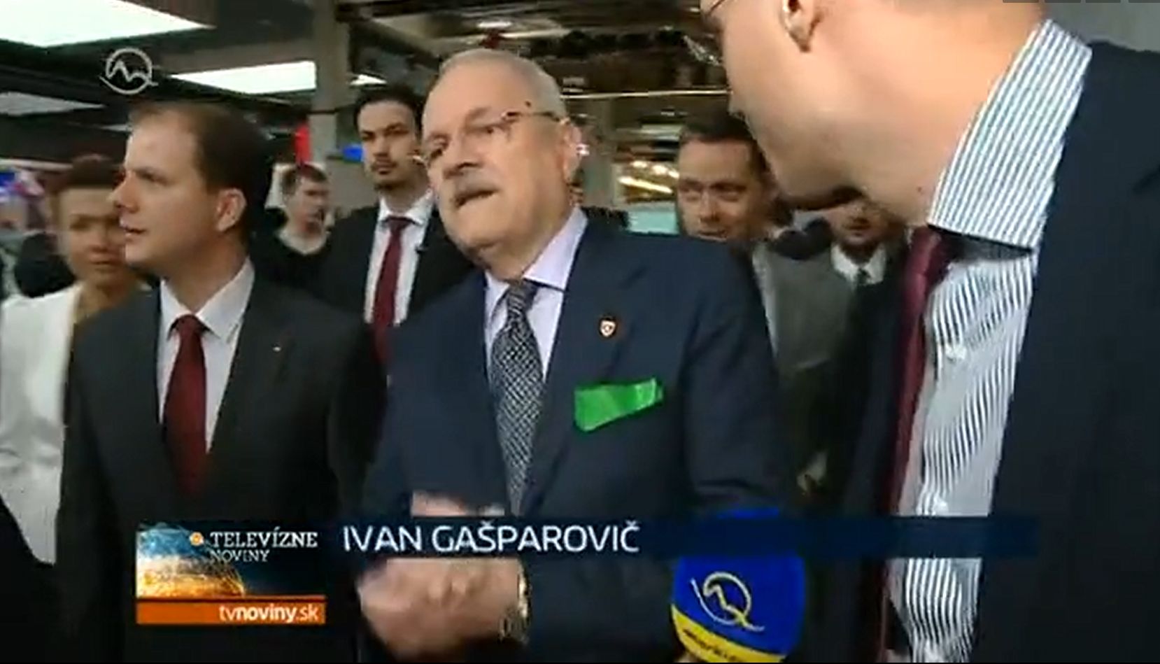 Video: Prezident Ivan Gašparovič opäť hviezdil v rozhovore