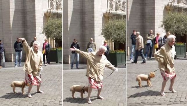 Video: Nikto nečakal, ako seniorka zareaguje na pouličného zabávača