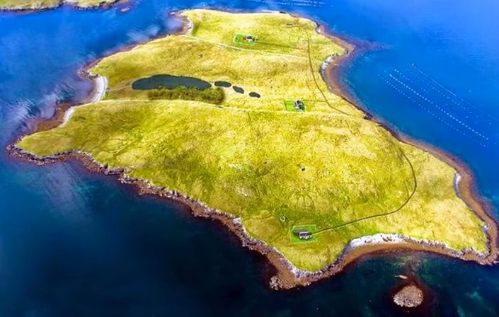 Škót predáva malebný ostrov, za 315-tisíc eur môže byť váš