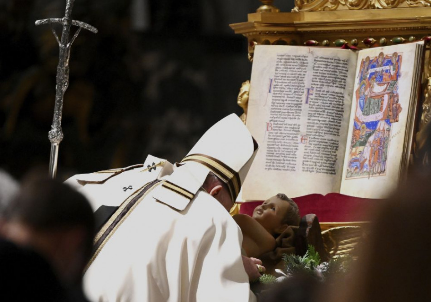 Pápež František vyzval veriacich k pomoci chudobným