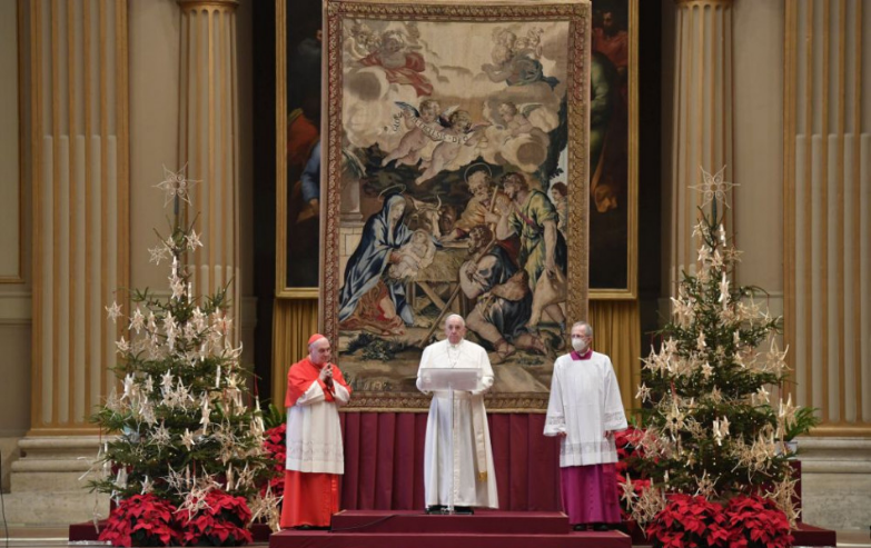 Pápež vo vianočnom posolstve vyzval na jednotu a mier vo svete