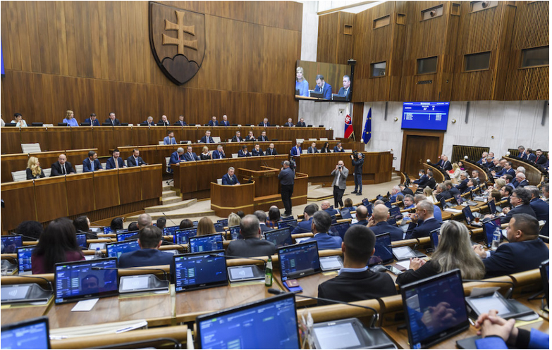 Poslanci posunuli do 2. čítania novelu Trestného zákona