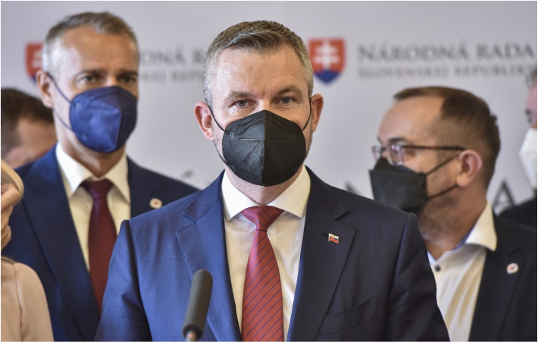 Hlas-SD: Odmietame povinné očkovanie, môže zvýšiť napätie spoločnosti