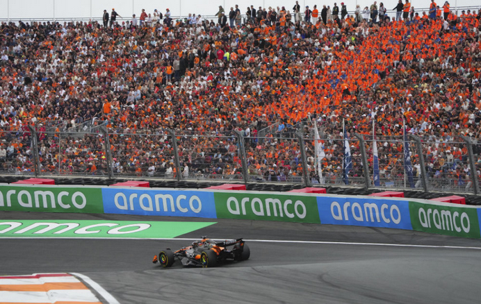 F1: V Holandsku zvíťazil Piastri pred Verstappenom, prvé pódium Hadjara