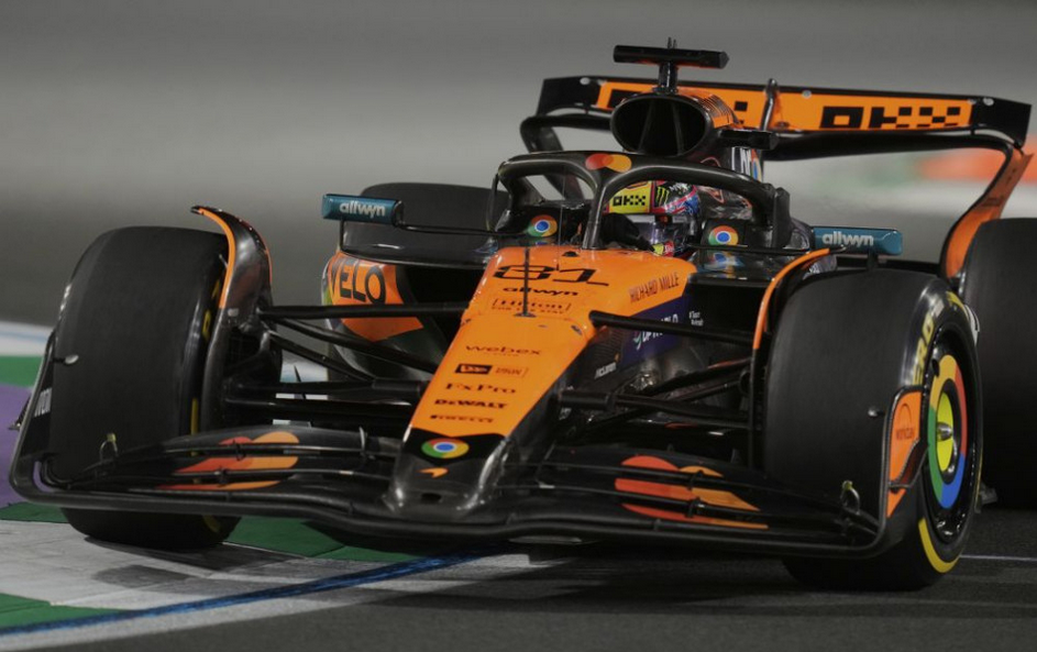 F1: Piastri triumfoval v Saudskej Arábii a dostal sa na čelo poradia
