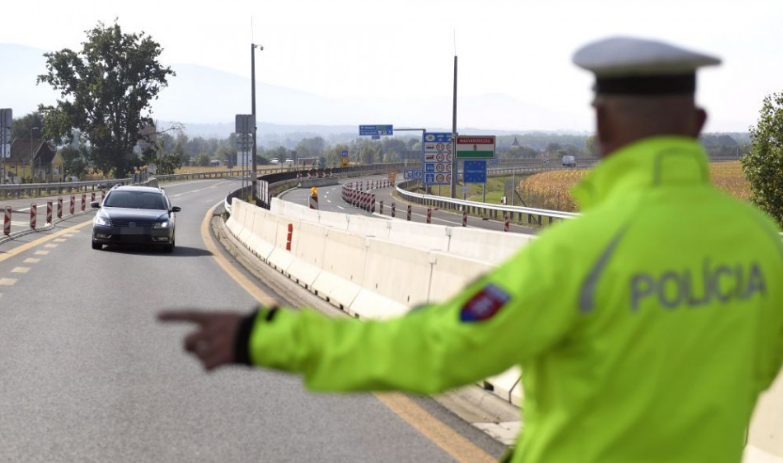 Polícia od stredy vyšle do terénu okrem policajtov v rovnošate aj policajtov v civilnom odeve