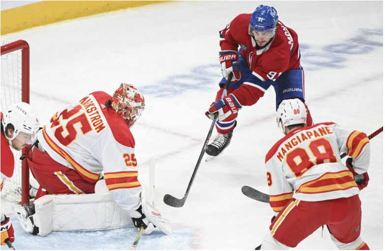 NHL: Pospíšil i Slafkovský si pripísali asistenciu, Calgary vyhralo