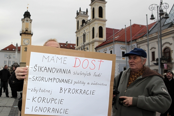 Protest "17. november - berieme si späť svoju krajinu" v Banskej Bystrici