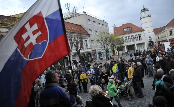 Protest "17. november - berieme si späť svoju krajinu" v Trenčine